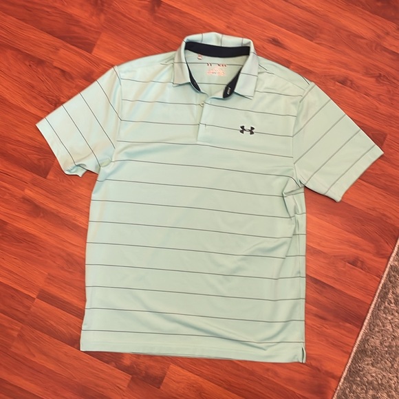 Men’s under armour medium polo ! Barely worn - Picture 4 of 4